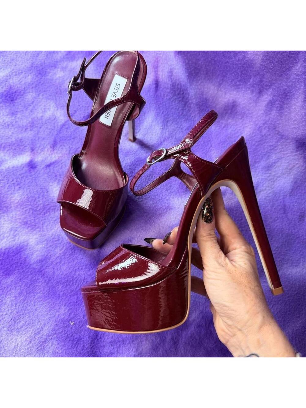 Steve Madden Cologne wine red patent stiletto heels